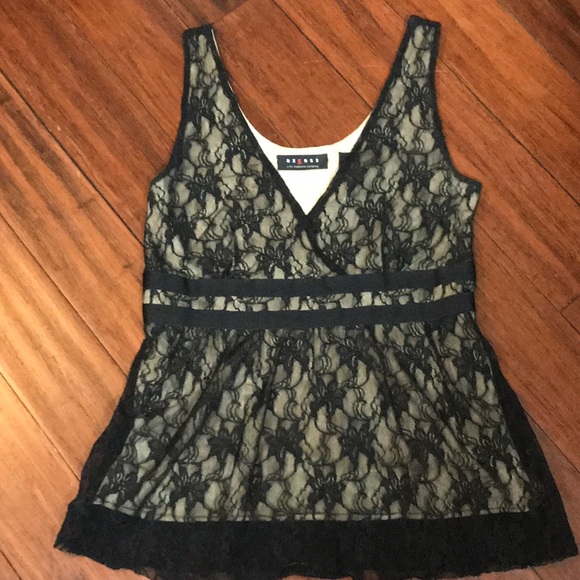 Women’s blouse - Picture 1 of 4